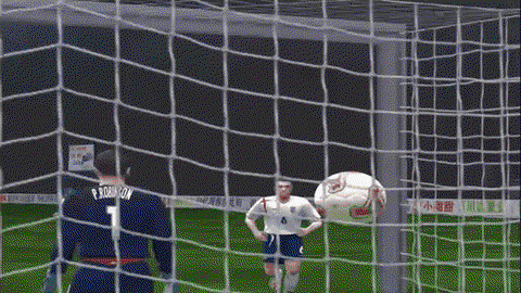 实况足球8怎么抢断[图2]